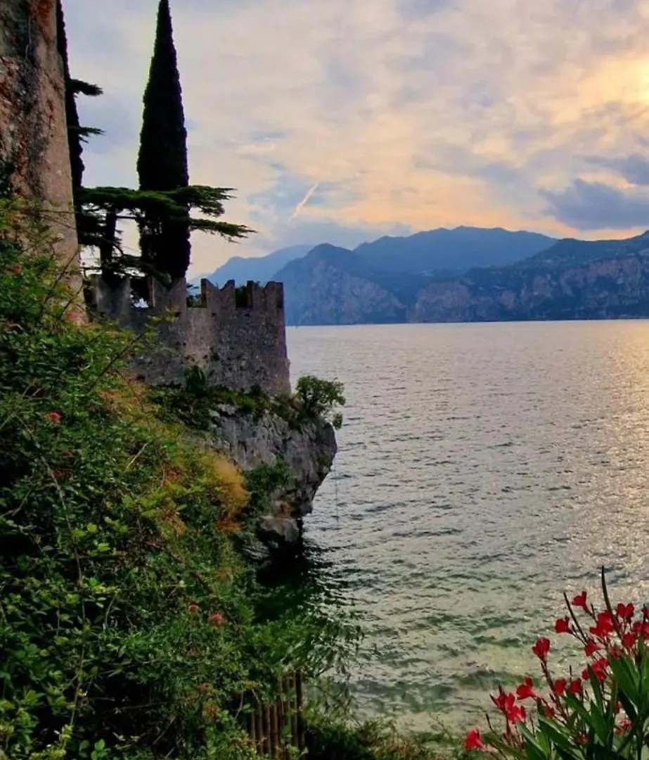 Di Fronte Al Lago Peschiera del Garda Apartman